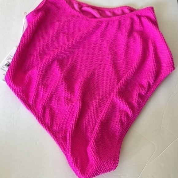 GOOD American Always Fit Metallic Shoulder One Piece Swimsuit Hawaiian Pink - Picture 7 of 9